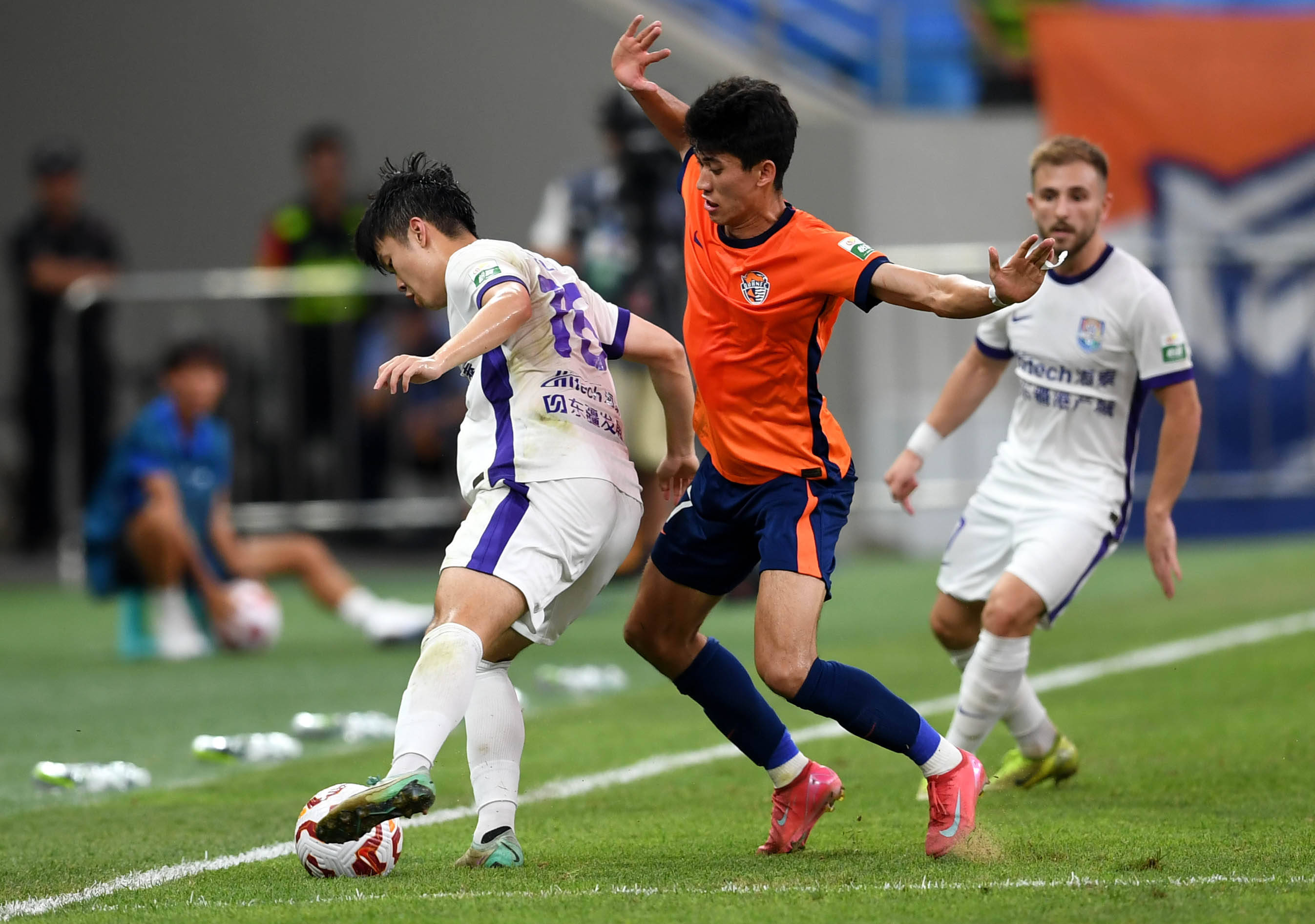 脚下灵活以 脚下灵活以