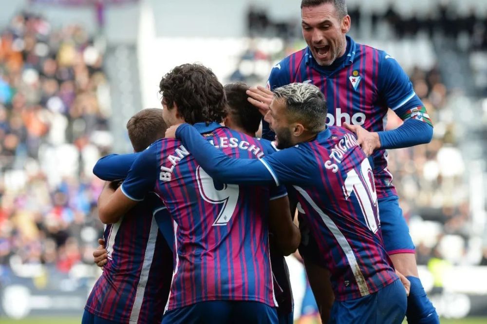 职业生涯的 职业生涯的