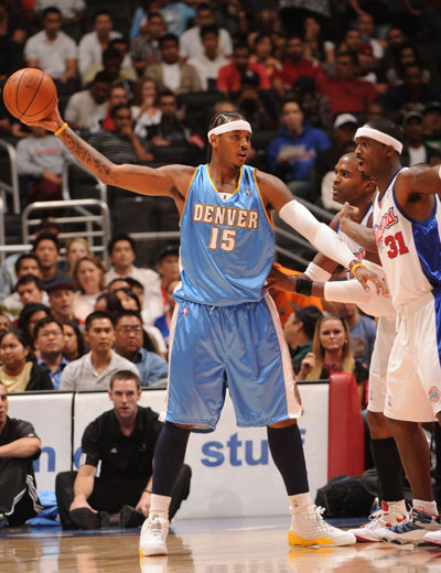 门为球员立 门为球员立