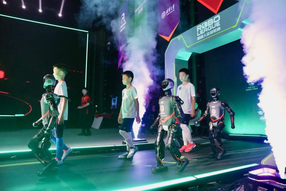 于张之臻来 于张之臻来