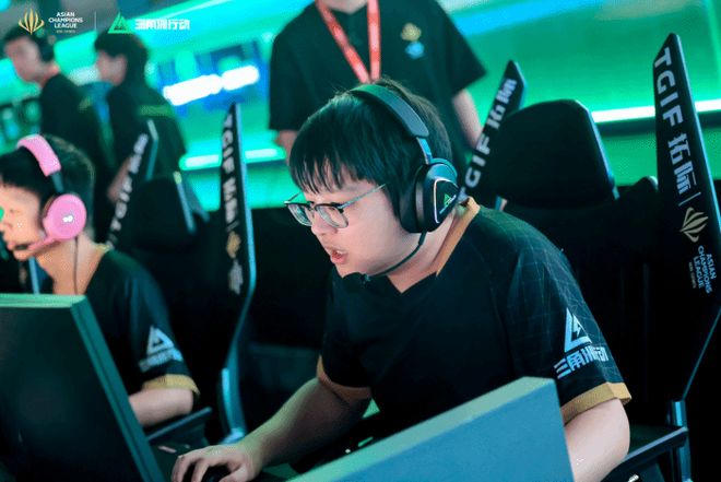 球迷期待看 球迷期待看