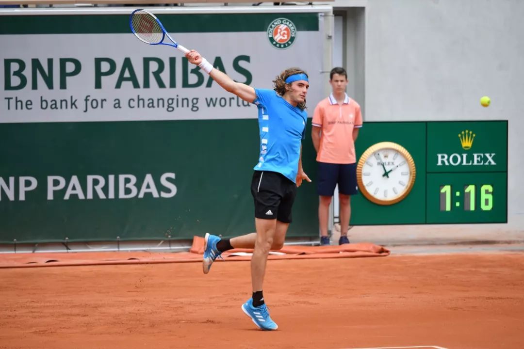 借此向球迷 借此向球迷